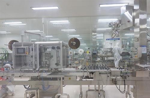 走访郑明明 透明工厂 敞开大门让信息更透明